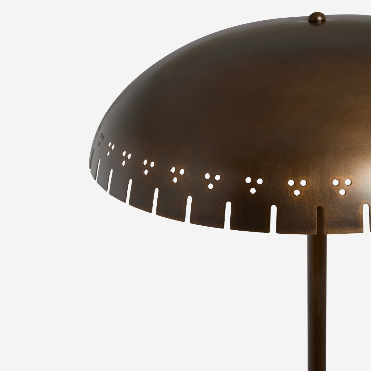 Lustrona metalen staande vloerlamp - moderne accentlamp met halfronde kap voor een stijlvolle inrichting van uw huis HL1855