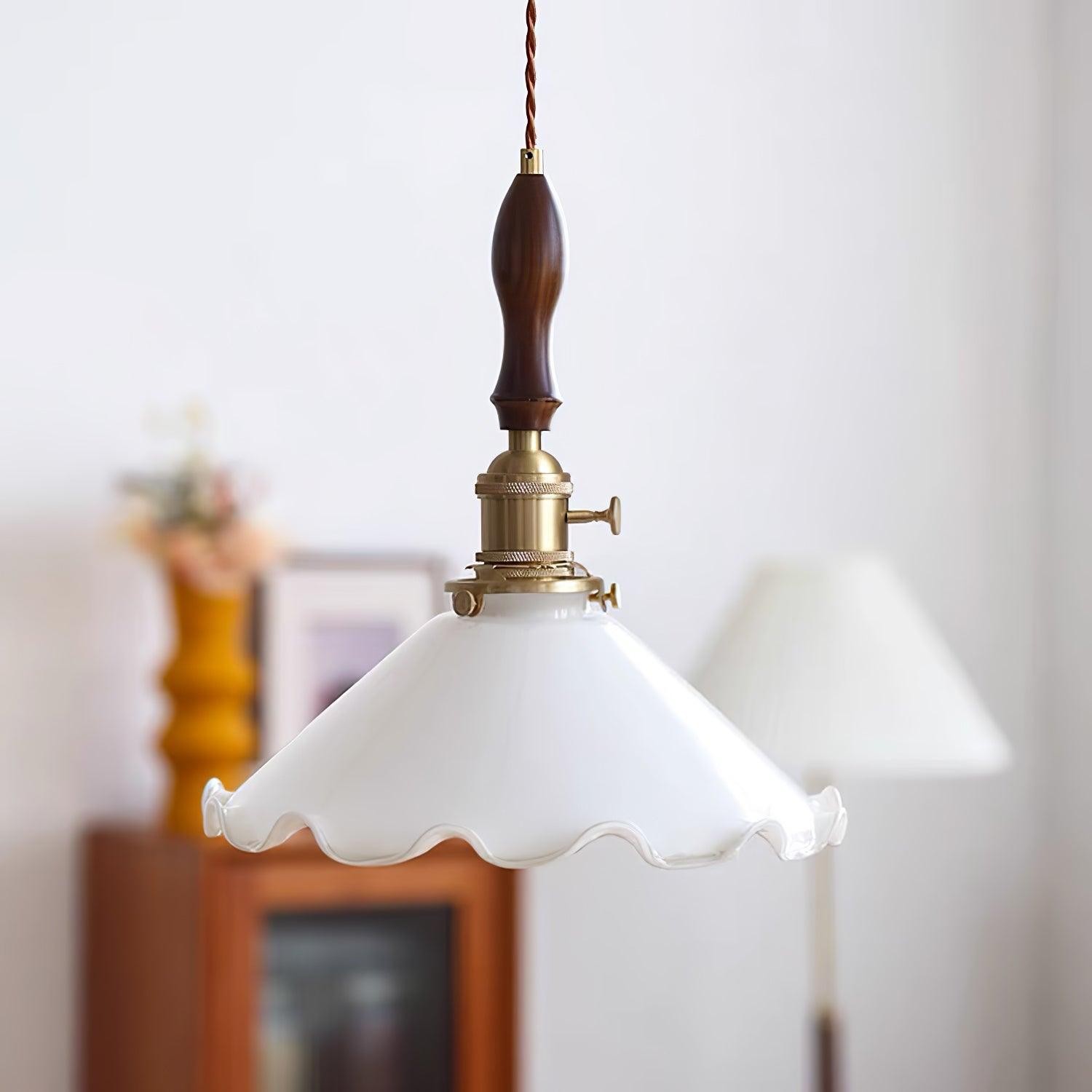 Vintage witte glazen hanglamp met rok HL428