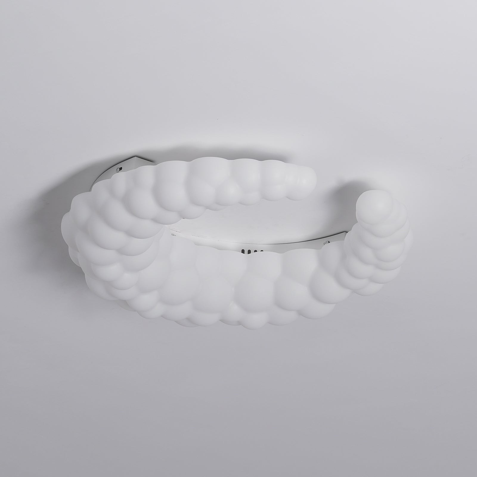 Crèmekleurige maanplafondlamp HL364