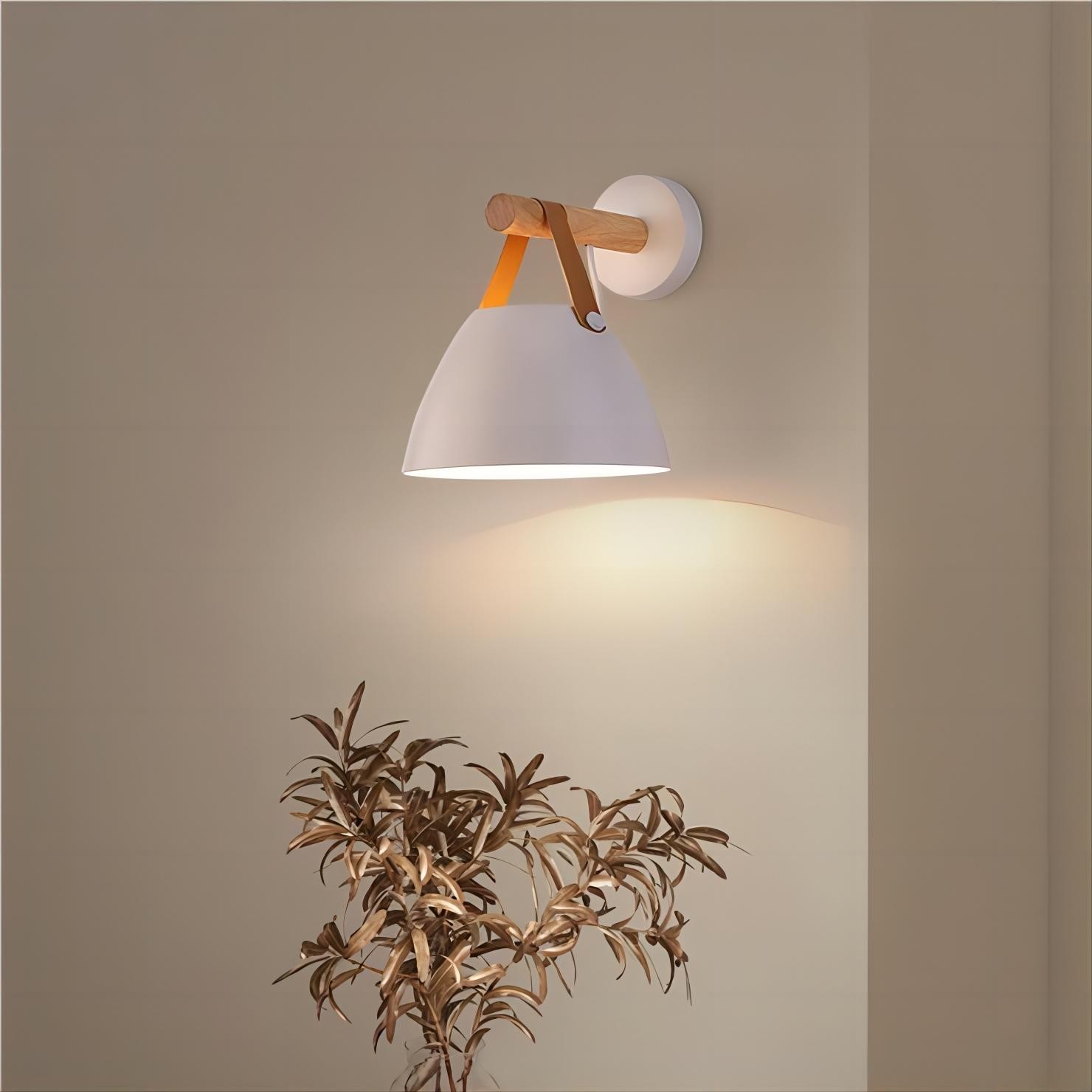 Scandinavisch design walnoothouten riemwandkandelaar HL89
