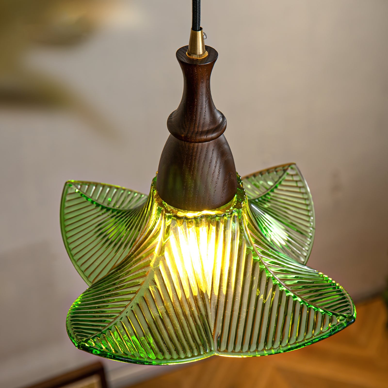 Lila glazen hanglamp HL2598