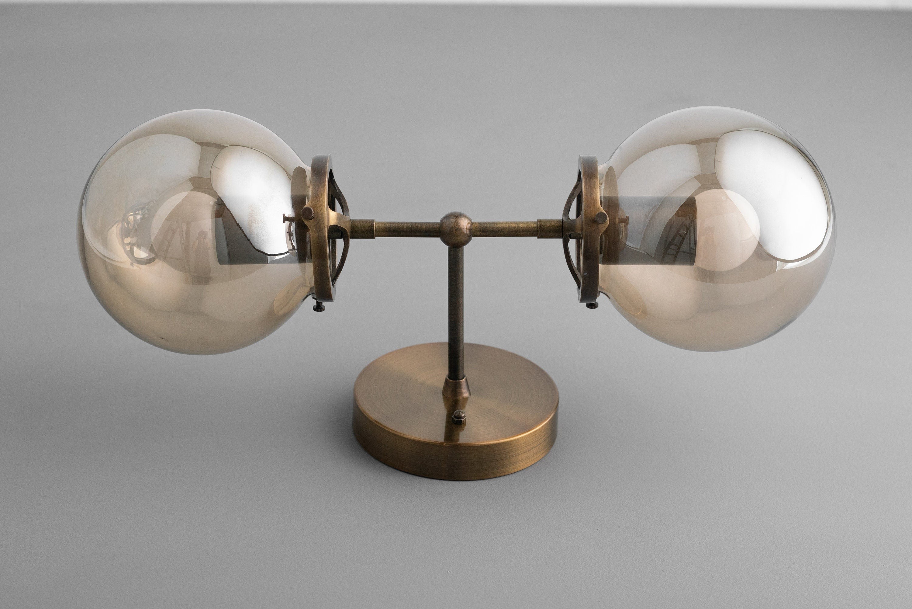 Lumio Globe Dubbele Globe Badkamer Wandlamp - Rustieke Boerderij Badkamer Wandlamp HL1698