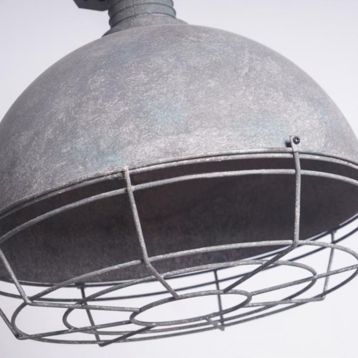 Hanglamp met metalen omhulsel in industriële stijl HL3022