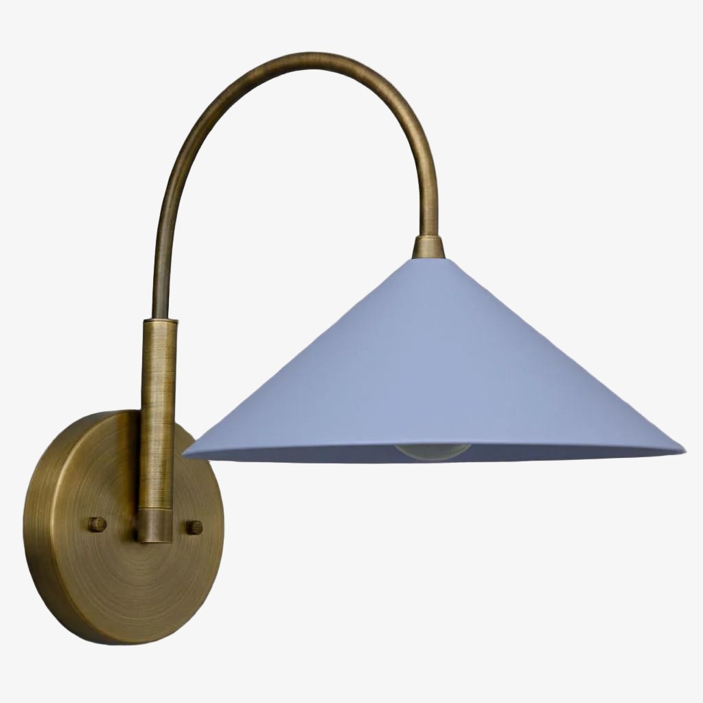 Curva Metalen Vintage Wandlamp - Elegante Kegelvormige Kap voor Slaapkamers HL1756