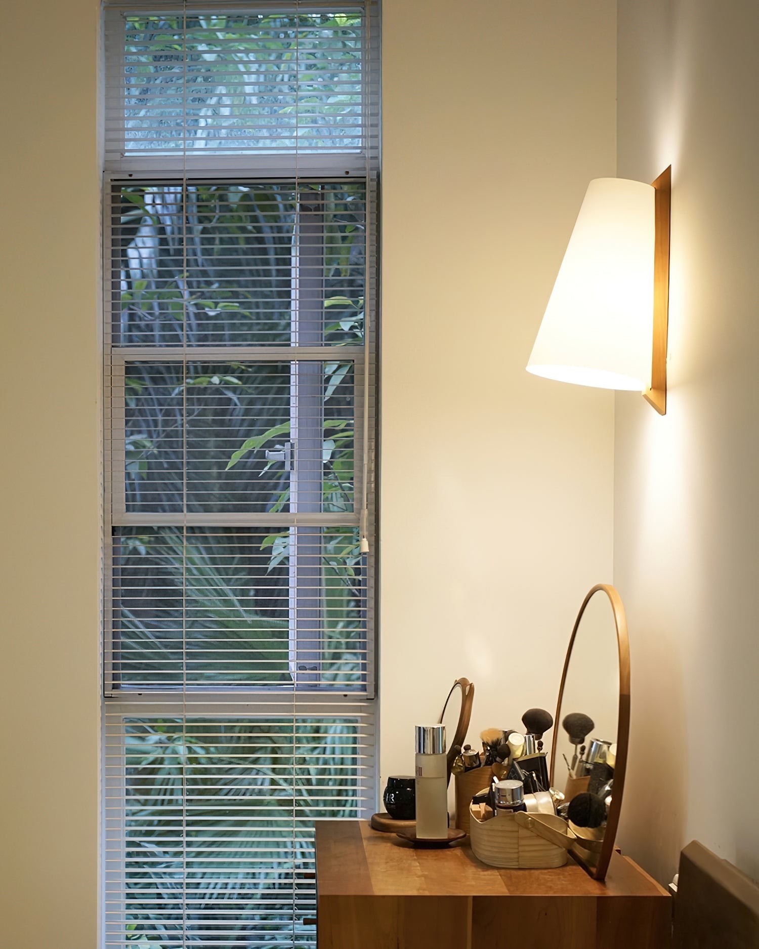 Trianora wandlamp HL2712