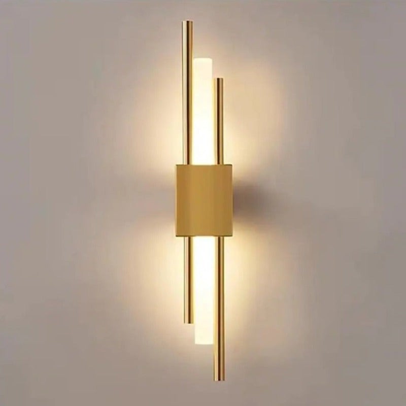 LuminArt - Stijlvolle zwart/gouden LED-wandlamp HL3319