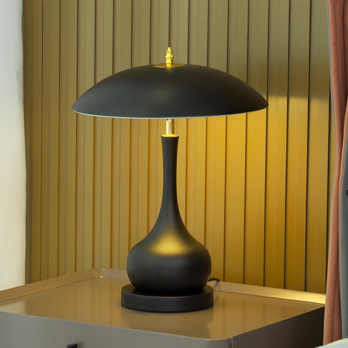 Elegante gebogen tafellamp HL367