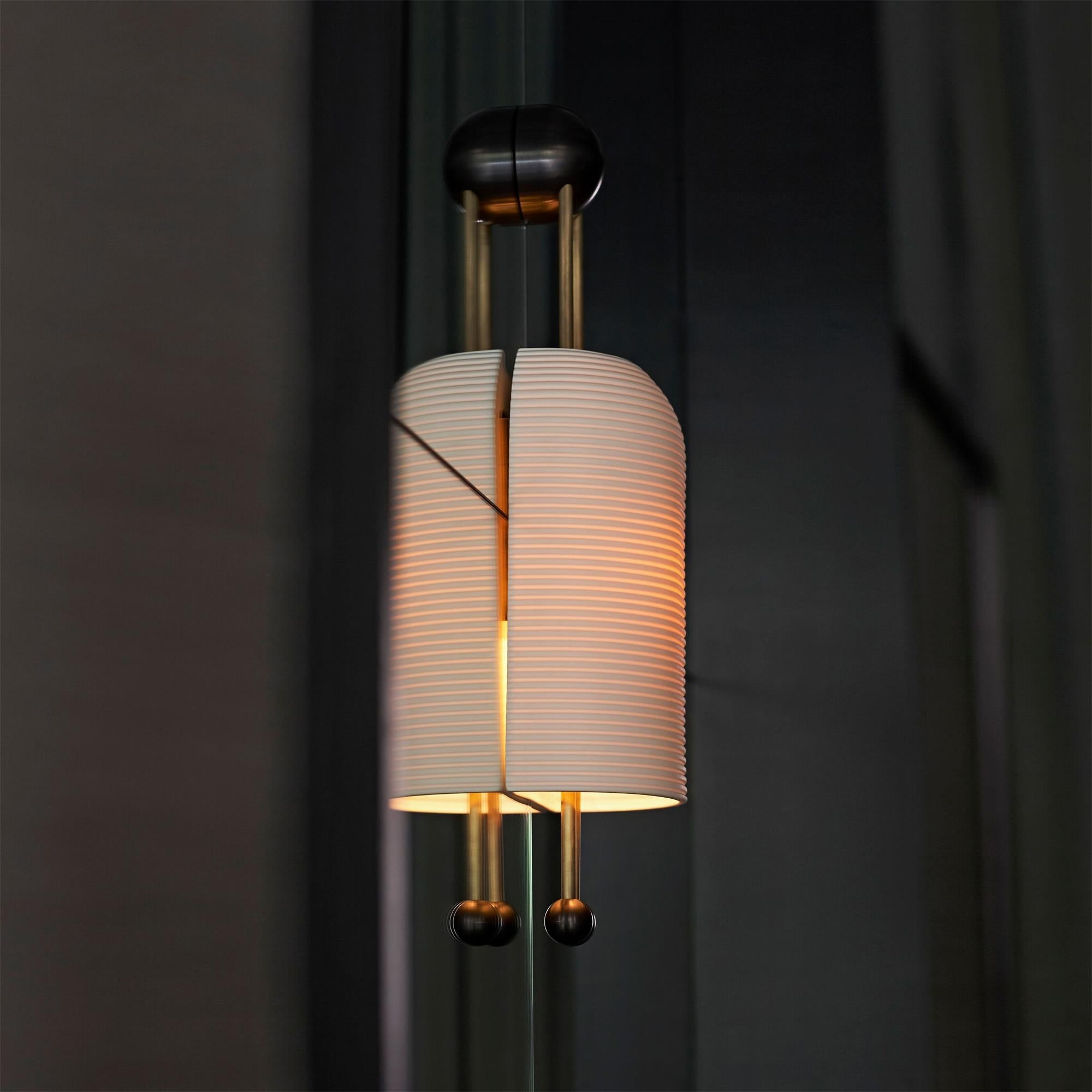 Wandlamp met glazen lantaarn HL3031