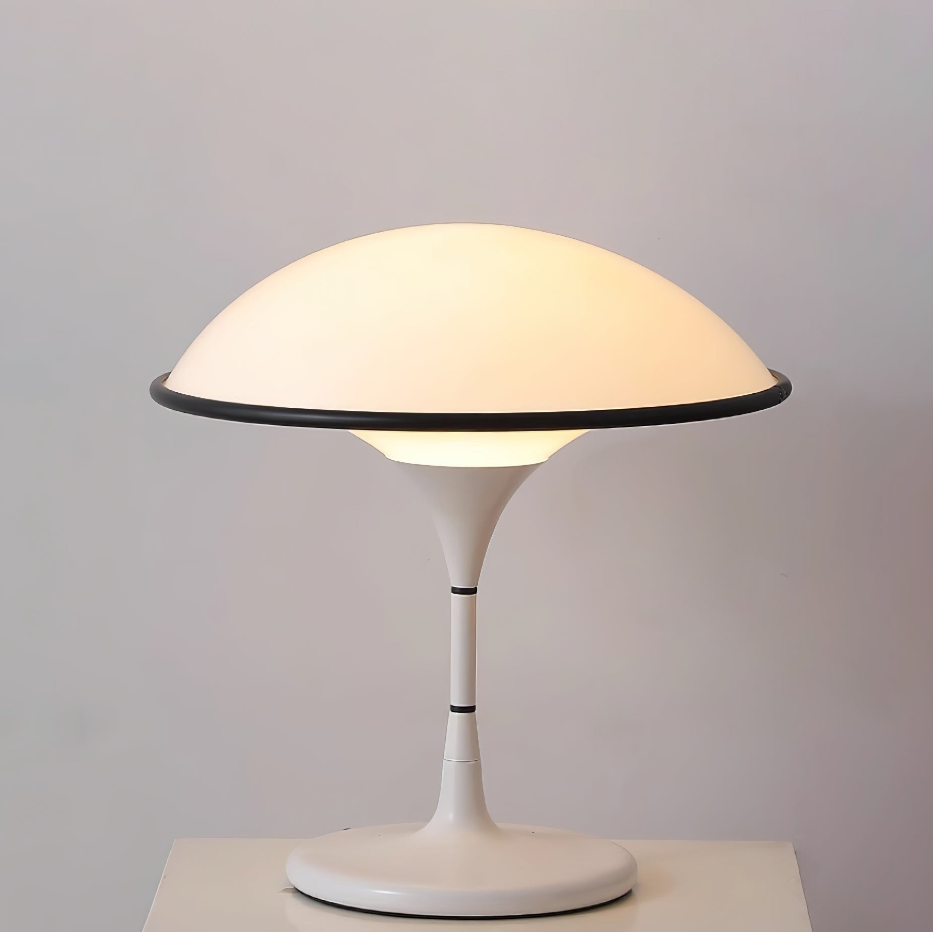 Deense Retro Witte Vliegende Schotel Tafellamp HL423