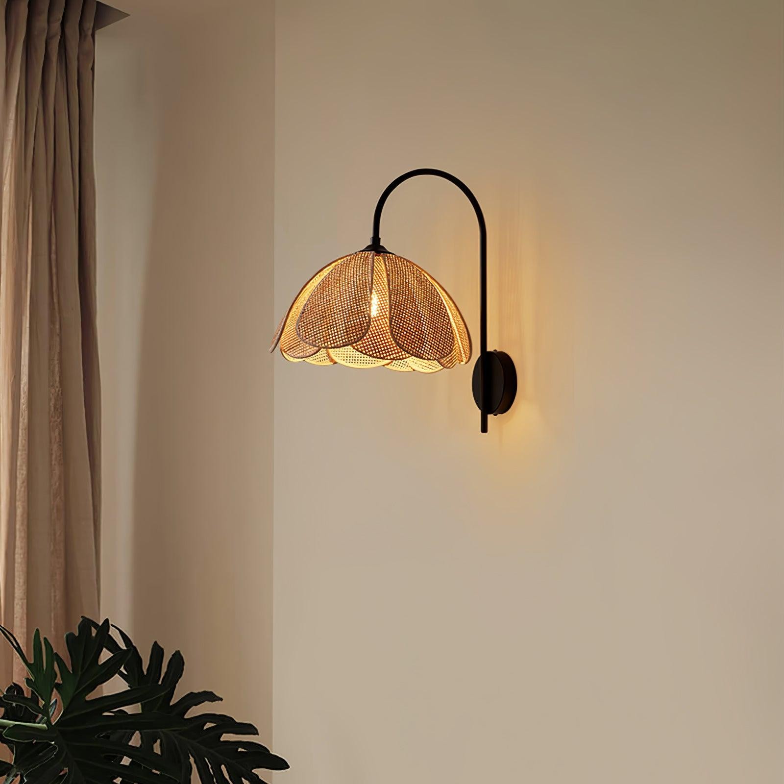 Rotan Bloemblaadje Wandlamp HL795
