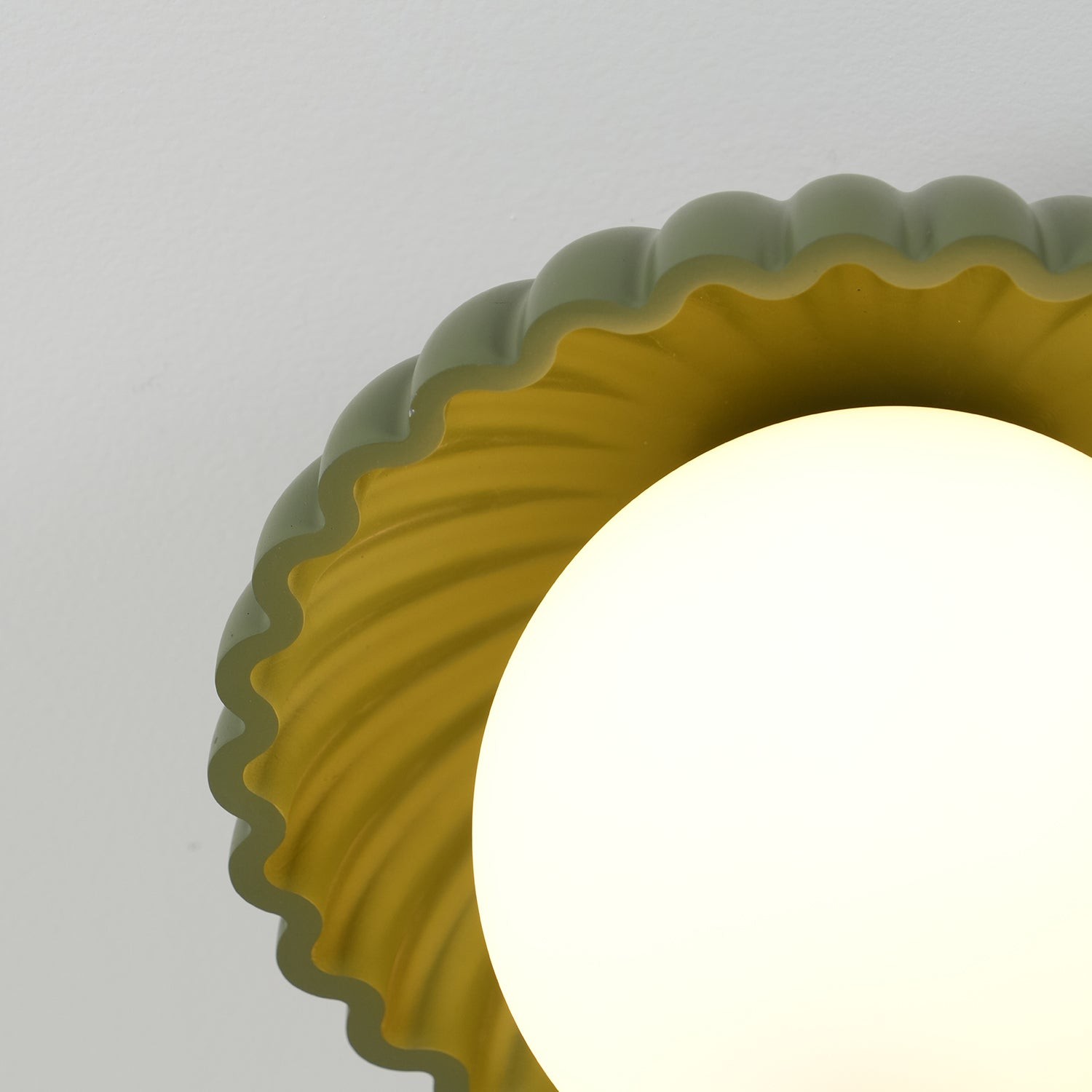 Alien Cream Stijl Plafondlamp HL348