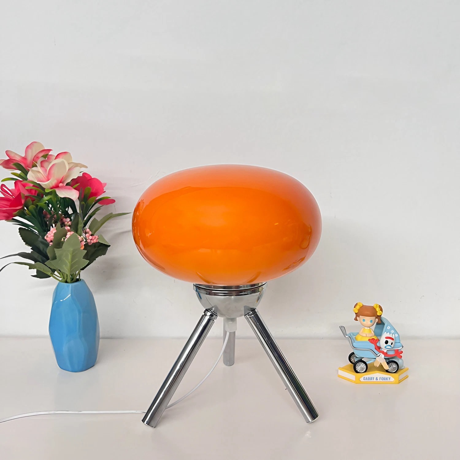 Lollipop moderne Bauhaus glazen driepoot tafellamp HL96