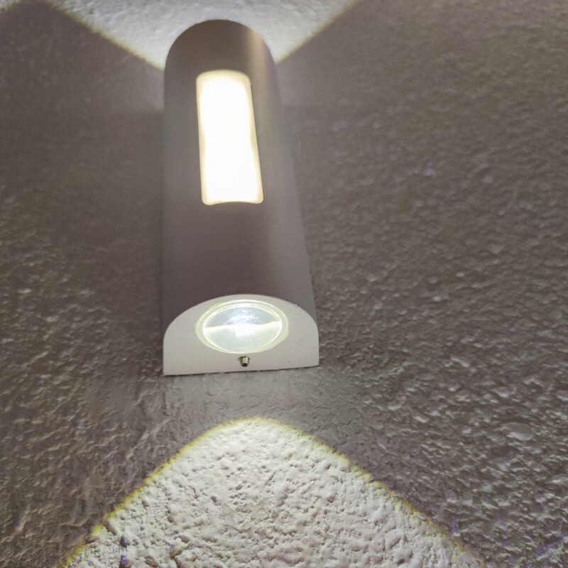 Moderne LED IP65 waterdichte buitenwandlamp HL3325