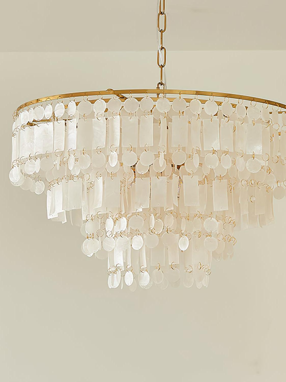 Moderne luxe meerlaagse schelpkroonluchter HL1115