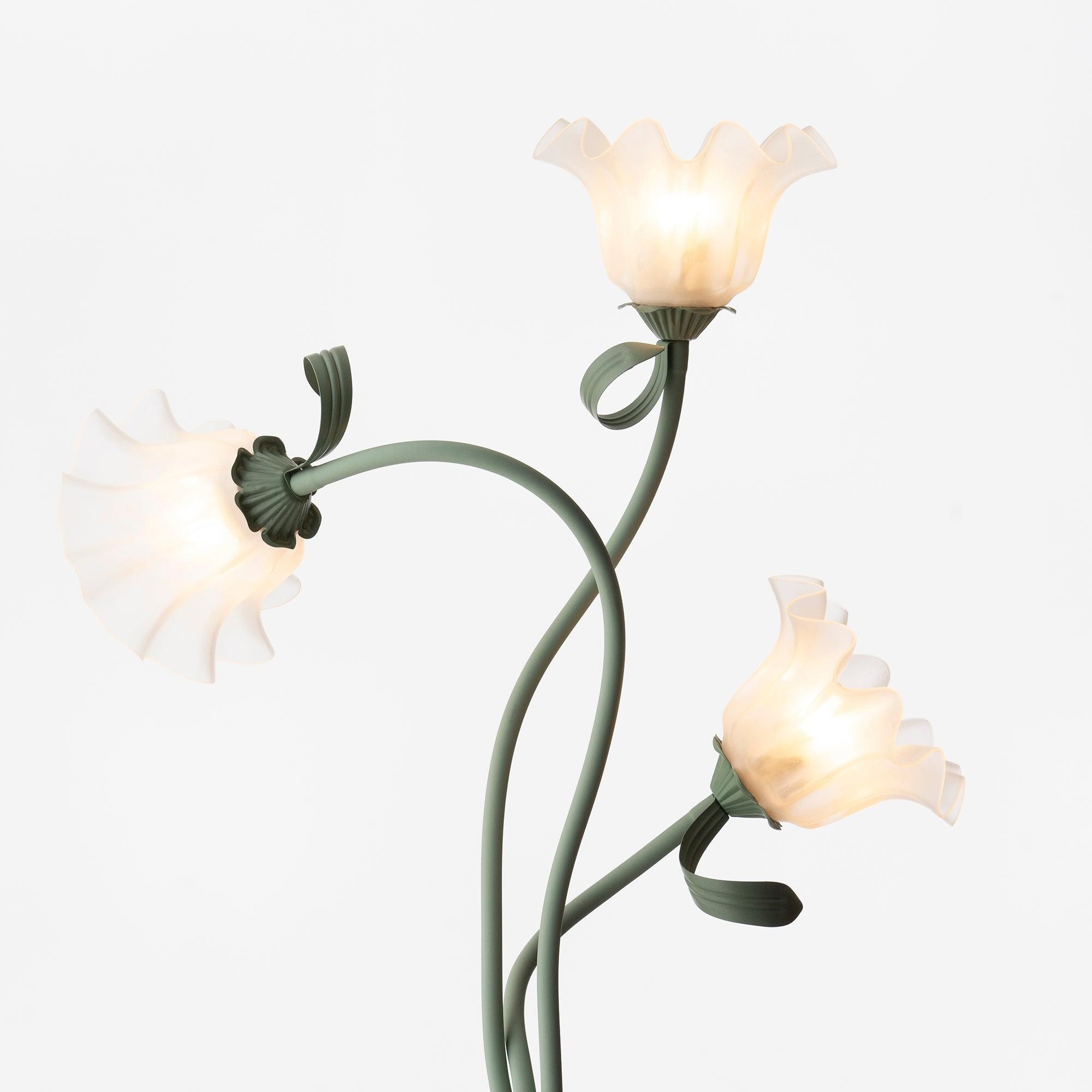 Creatieve multi-kops wikkelbloemvormige vloerlamp HL403