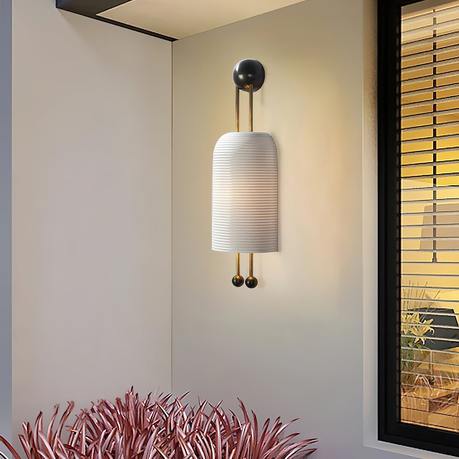 Wandlamp met glazen lantaarn HL3031