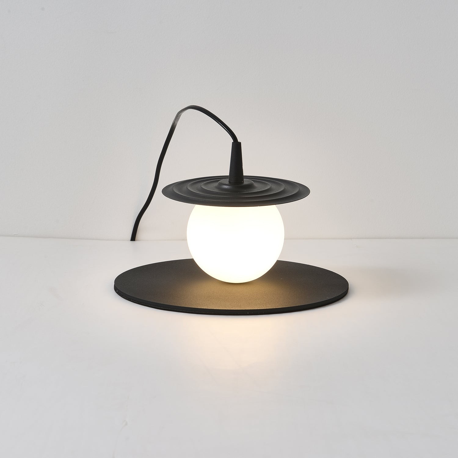 Moderne klassieke platentafellamp HL964