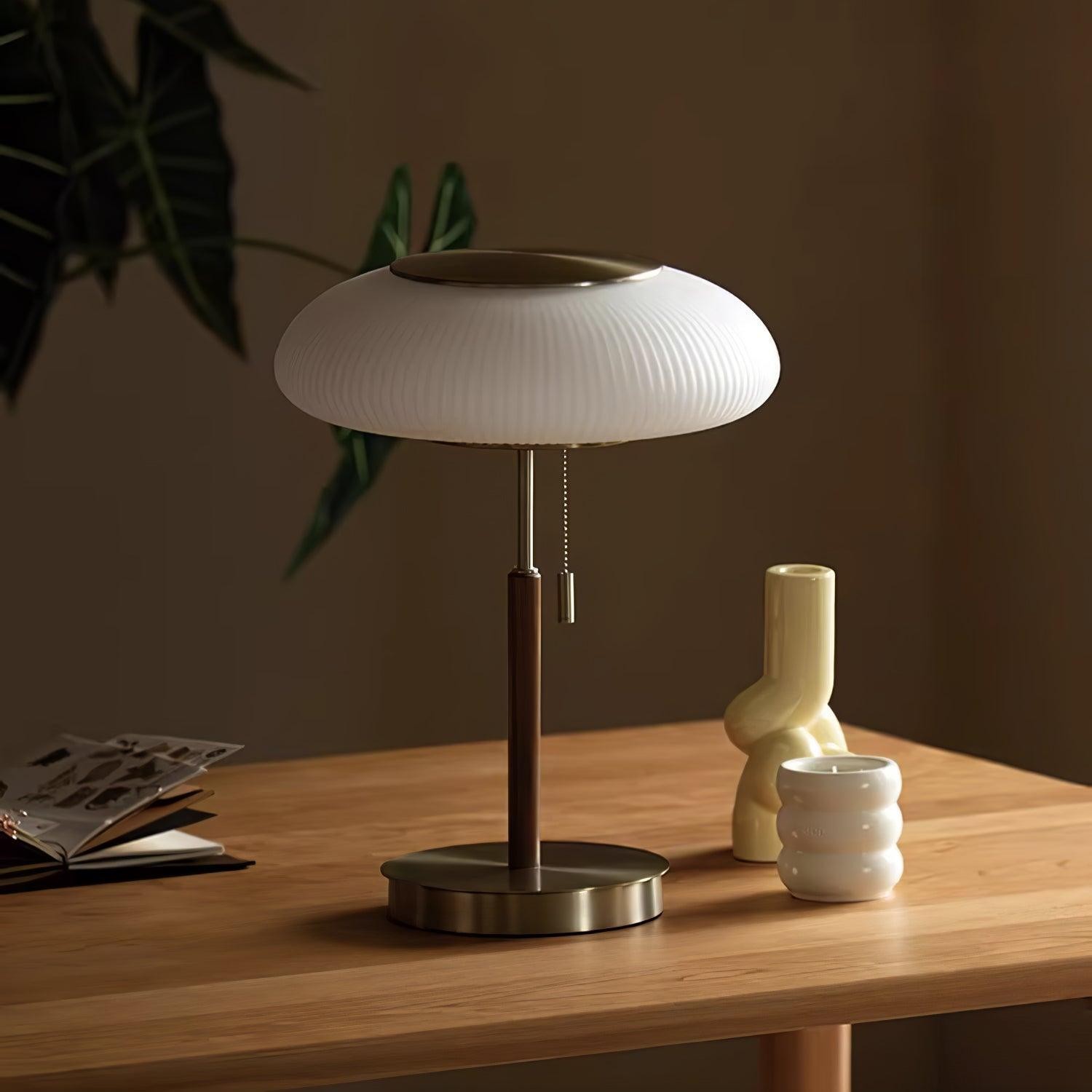 Witte prachtige luxe mode metalen tafellamp HL719