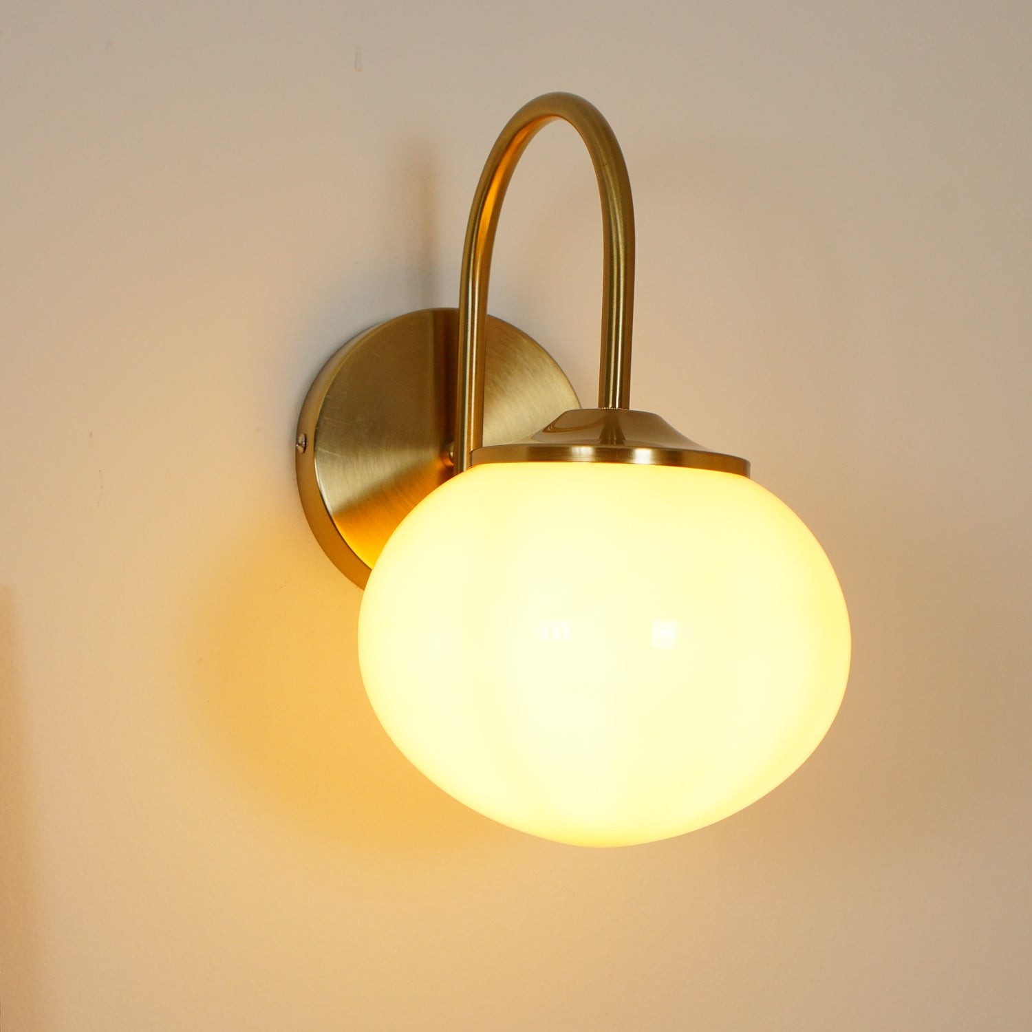 Traditionele ronde klassieke wandlamp HL598