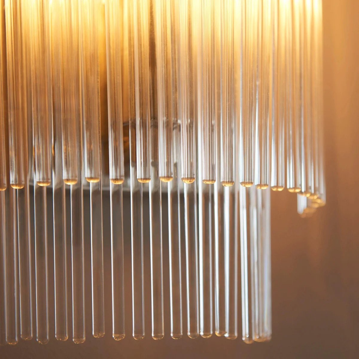 RibGlow Minimalistische Wandlamp met Glazen Staaf - Elegante Decoratieve Wandlamp voor Thuis HL2061