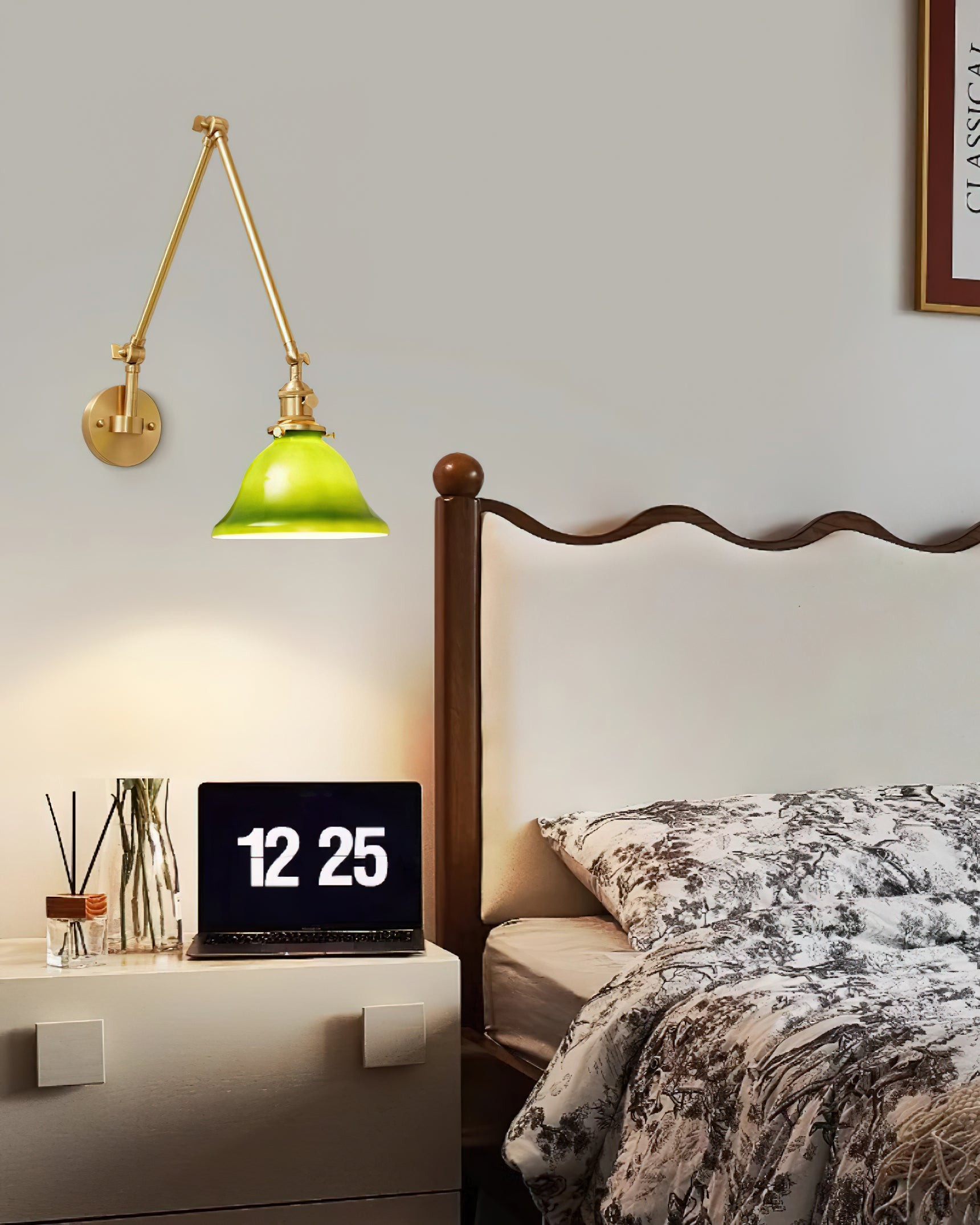 Gepersonaliseerde groene klokvormige wandlamp HL538