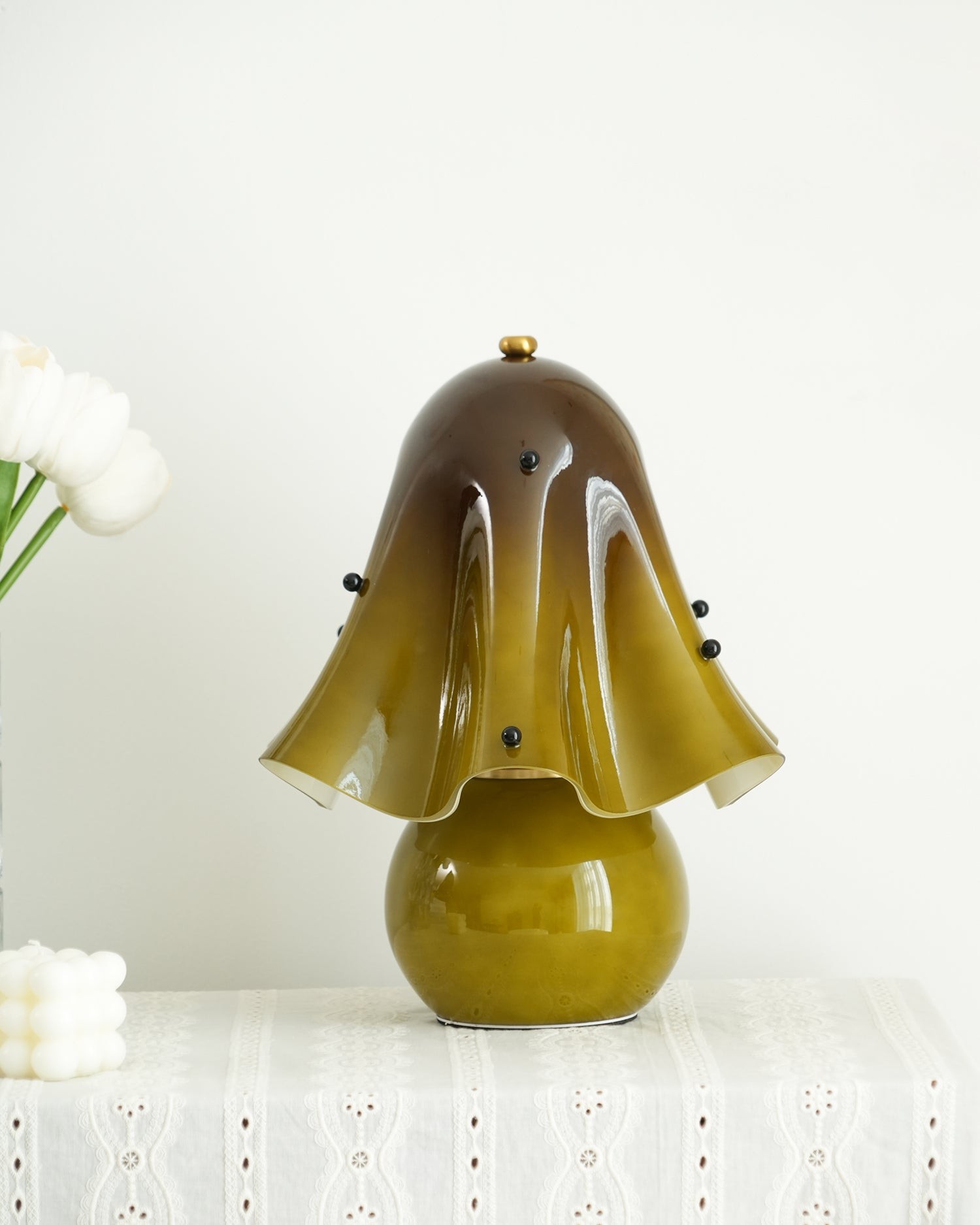 Bellina Decoratieve Tafellamp - Sculpturale Klokvormige Bloemvorm HL1644