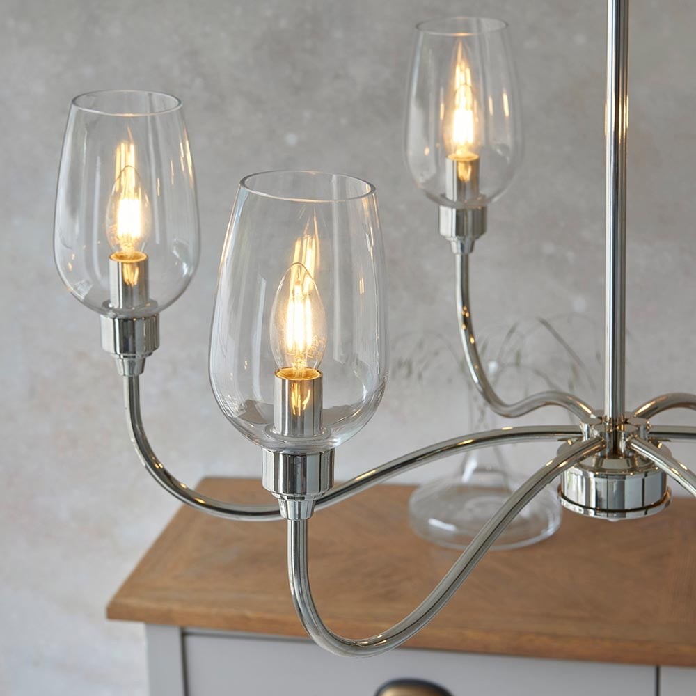 Clarione Art Deco lineaire kroonluchter met 6 lampen en geblazen glazen kappen voor de keuken HL2125