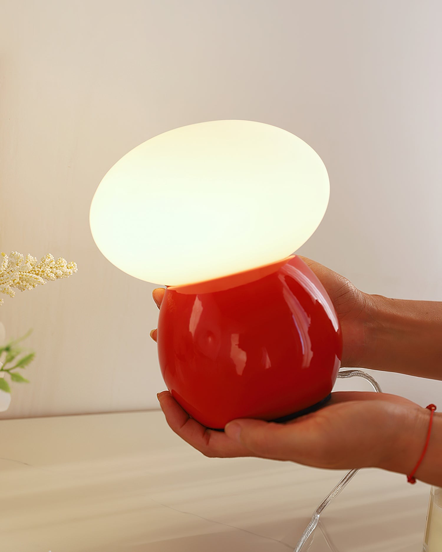 Moderne crèmekleurige paddestoel tafellamp HL904
