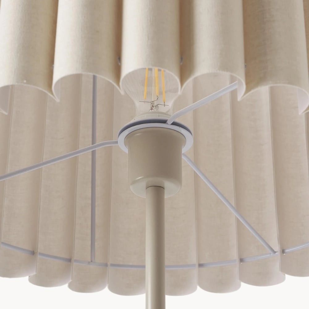 Velura staande vloerlamp - beige linnen kap en metalen voet HL2272