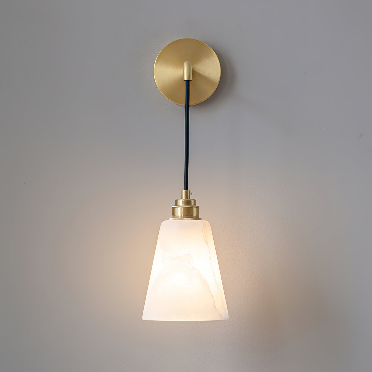 Druppelvormige alabaster wandlamp HL2956
