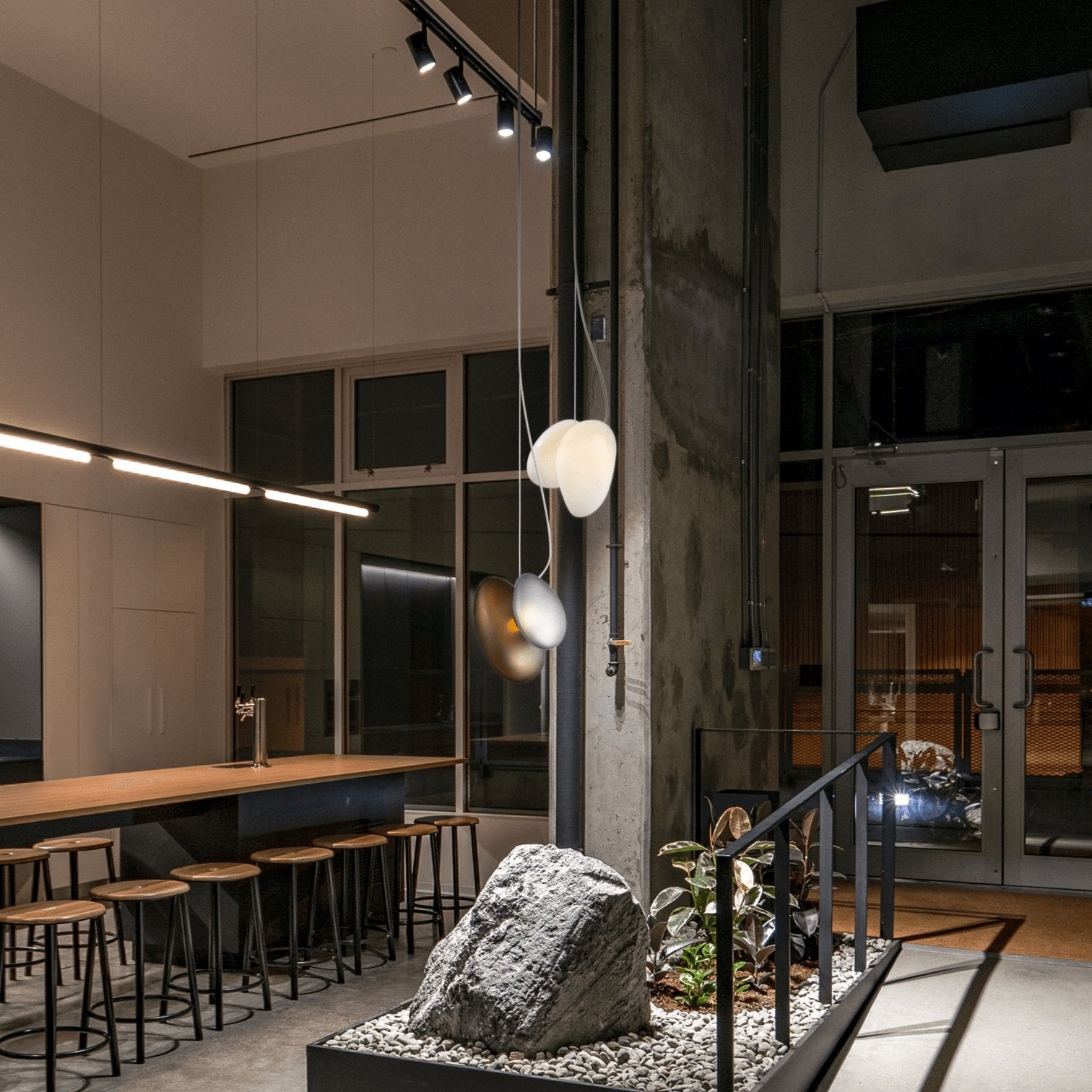 Doorschijnende hanglamp van matglas HL867