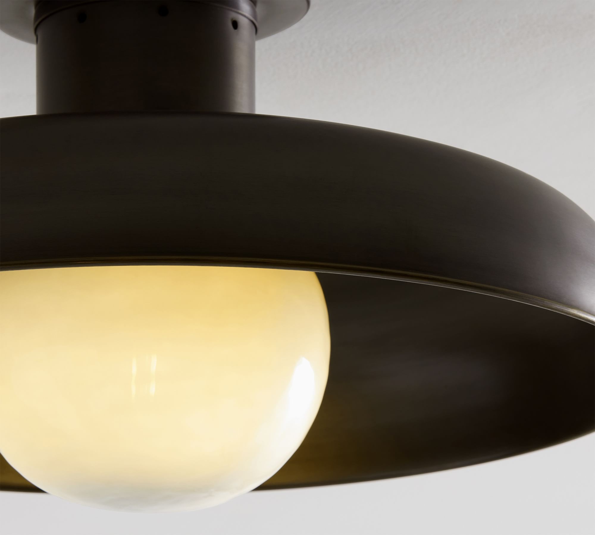 Cadence Semi Flush Plafondlamp HL3175