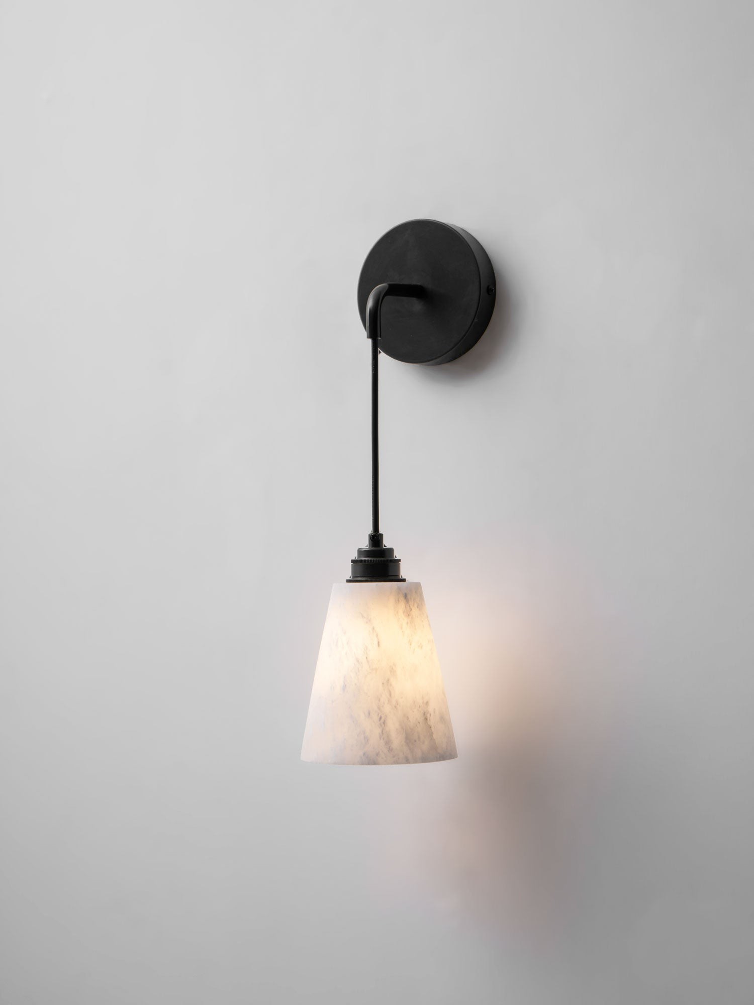 Druppelvormige alabaster wandlamp HL2956