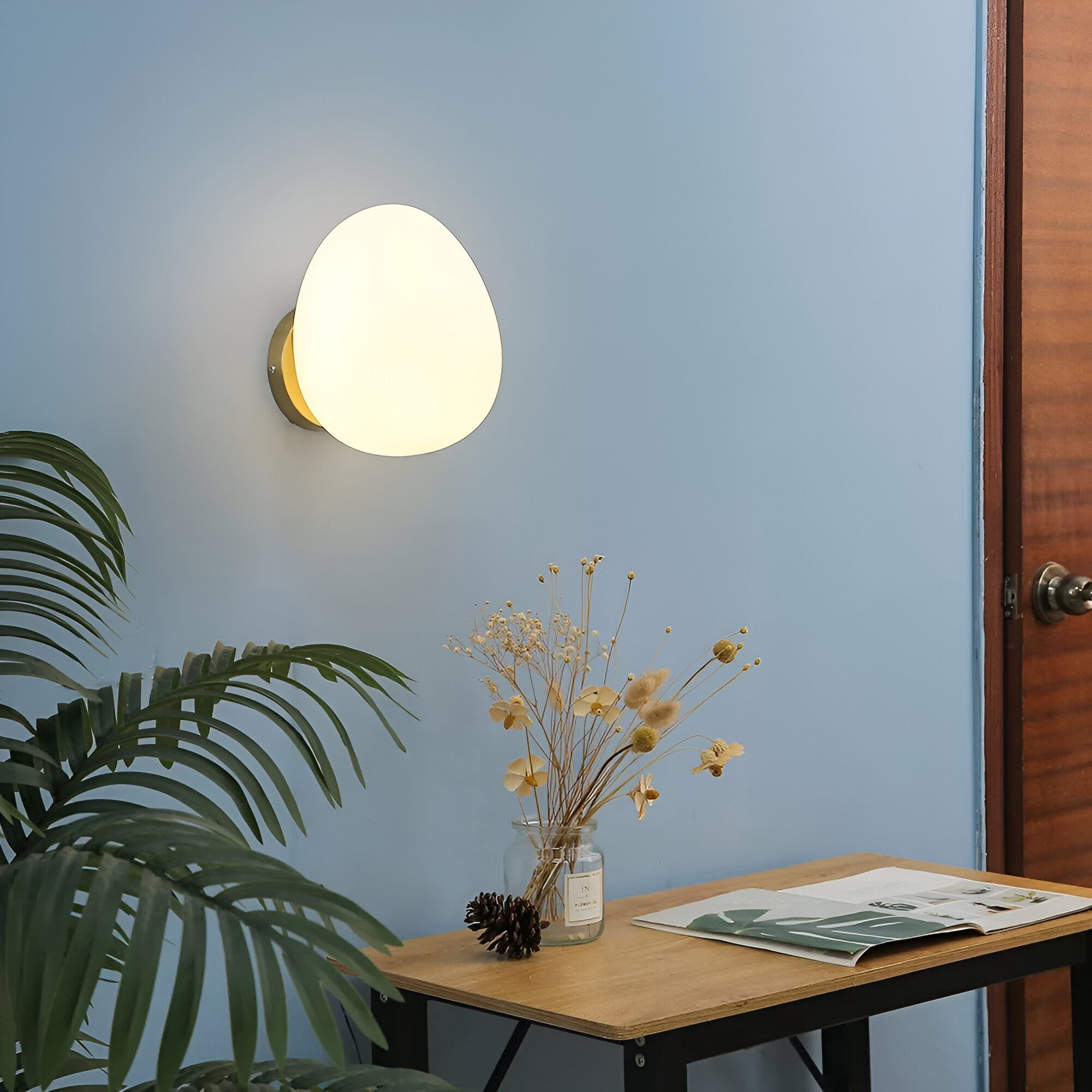 Arianne Nordic wandlamp met glazen kap HL3514