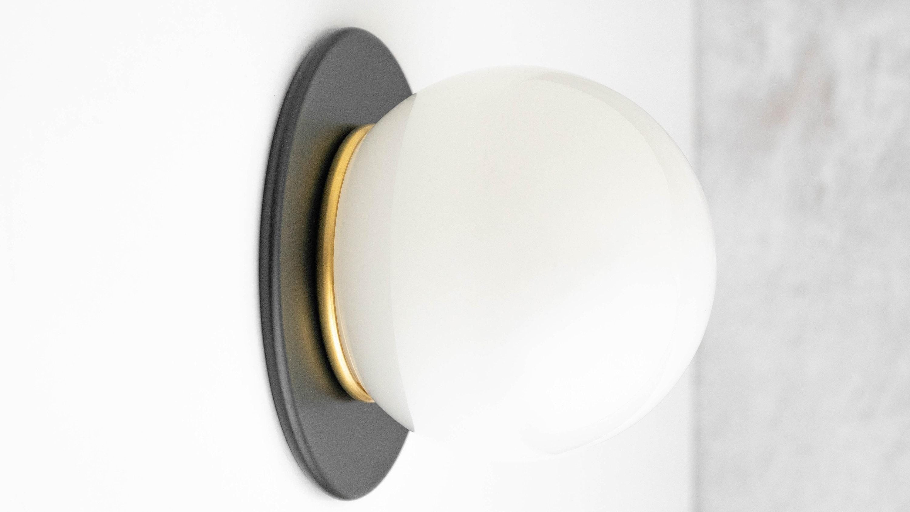 Glorica glazen wandlamp van massief messing - compacte plafondlamp HL1746