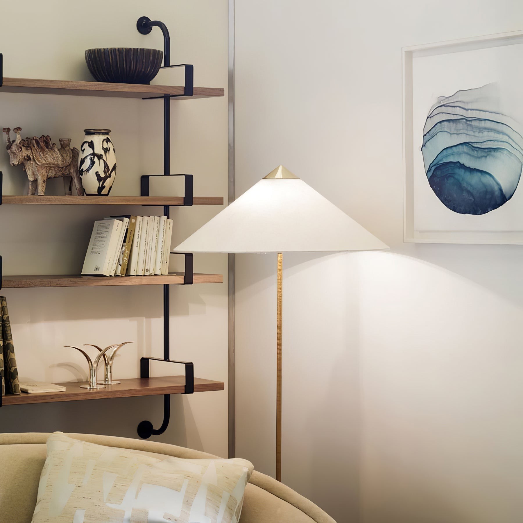 Chinese Hoed Staande Lamp HL1142