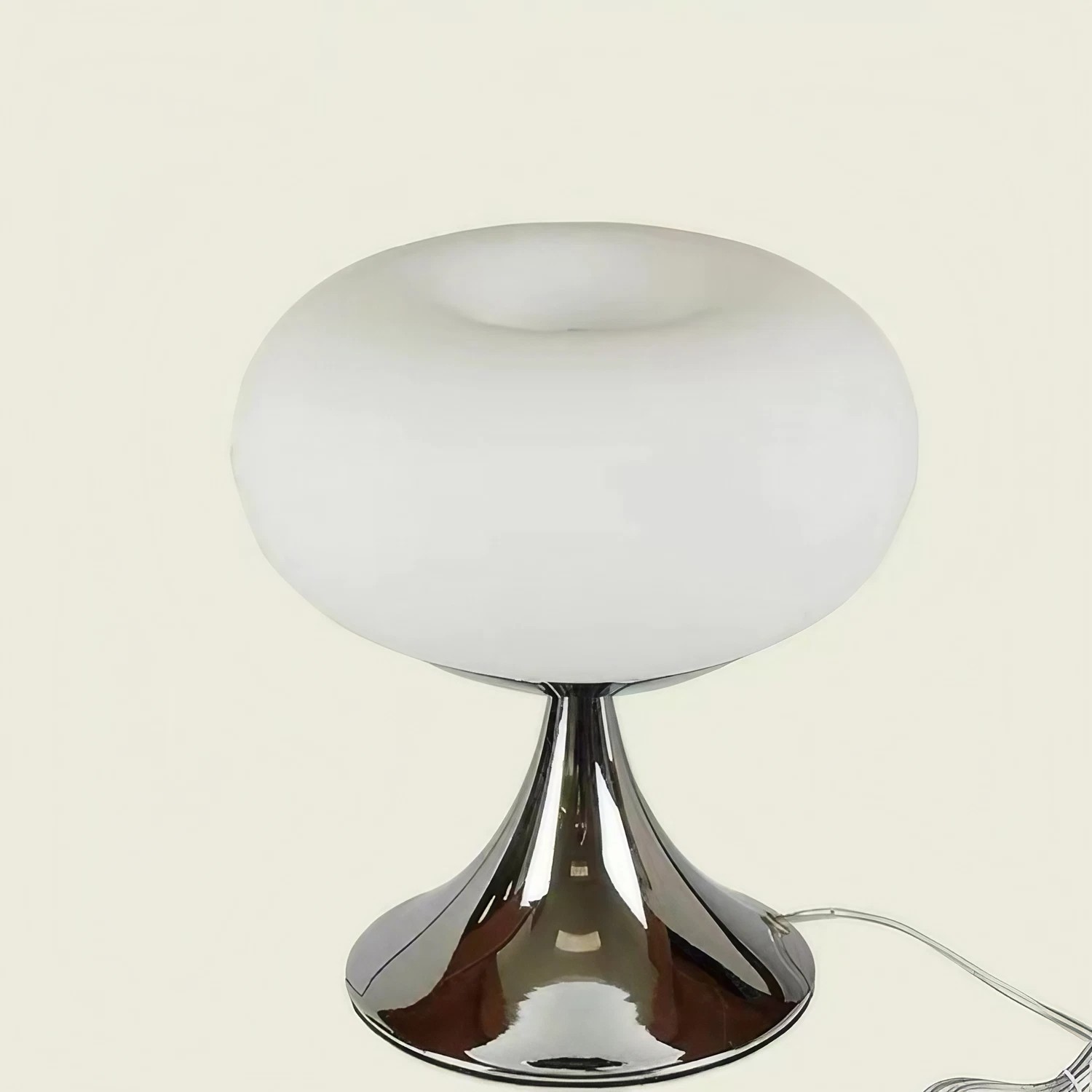 Bauhaus Appelvormige Glazen Tafellamp HL232