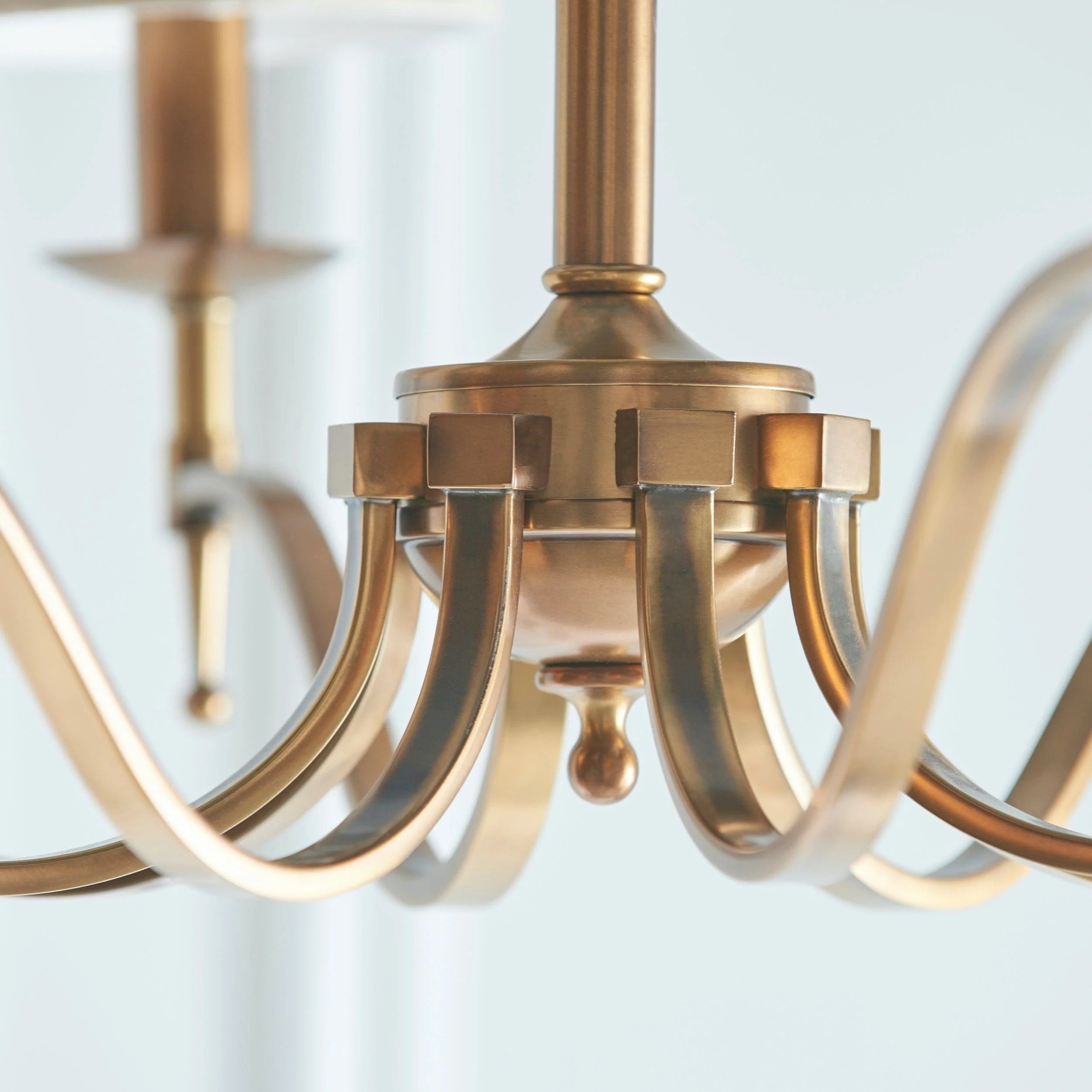 Tela Tijdloze Klassieke Elegante Stanford Kroonluchter met Meerdere Armen - Metalen Stoffen Verlichting voor Woonkamer HL2009