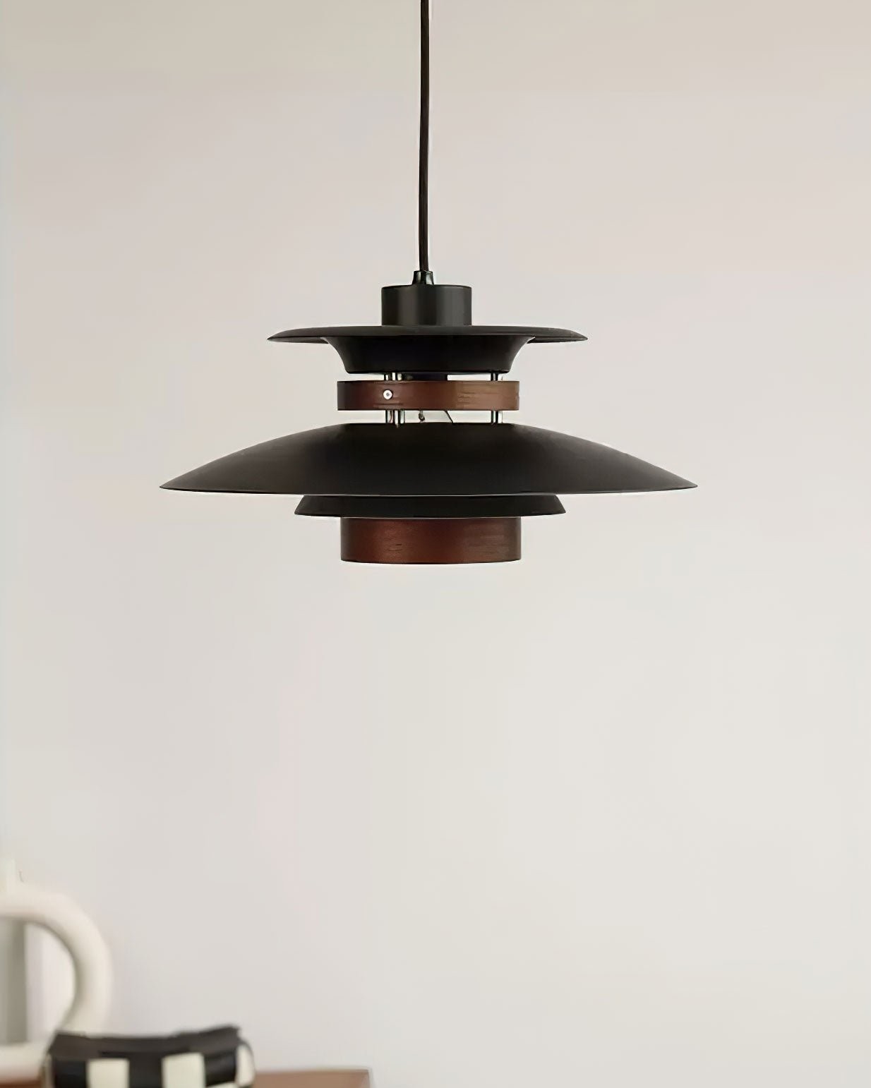 Luxe en stijlvolle gelaagde hanglamp HL691