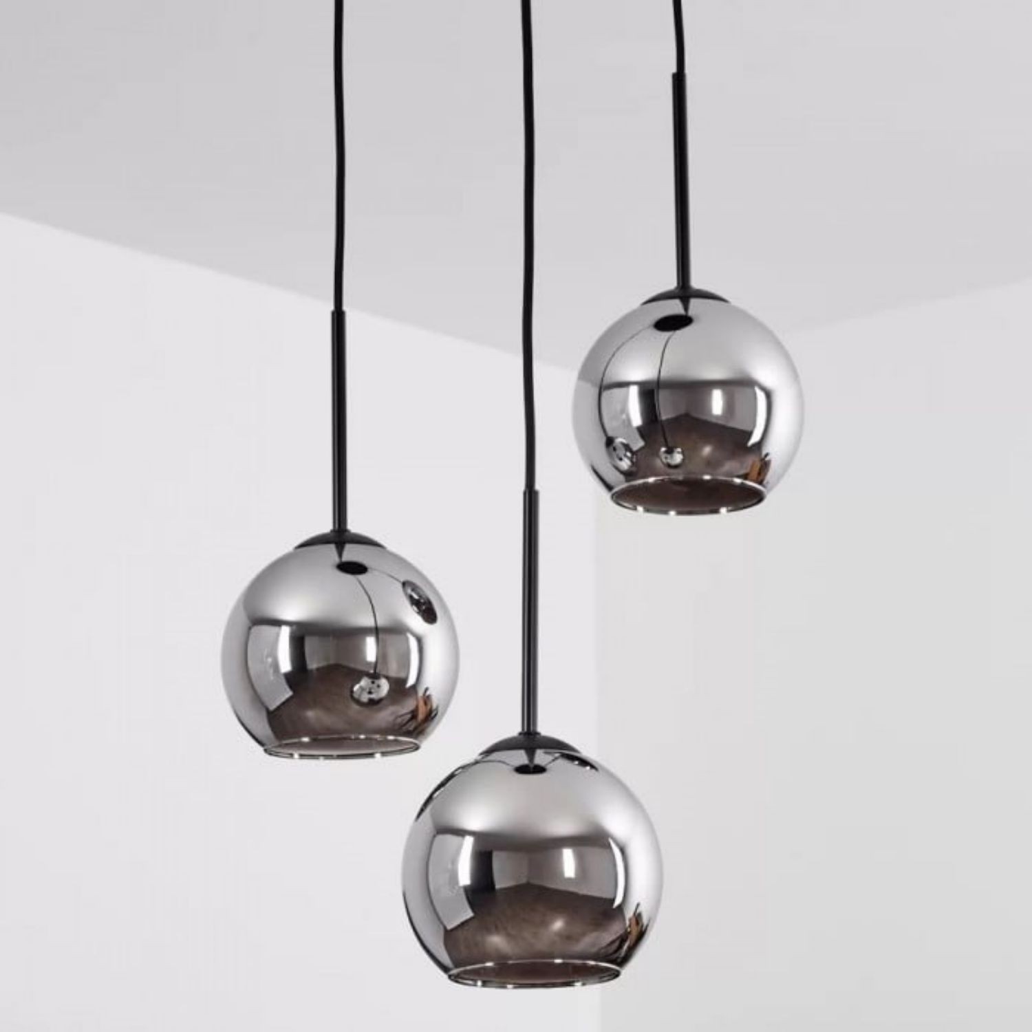 Koyoto rookgrijze glazen bol hanglamp