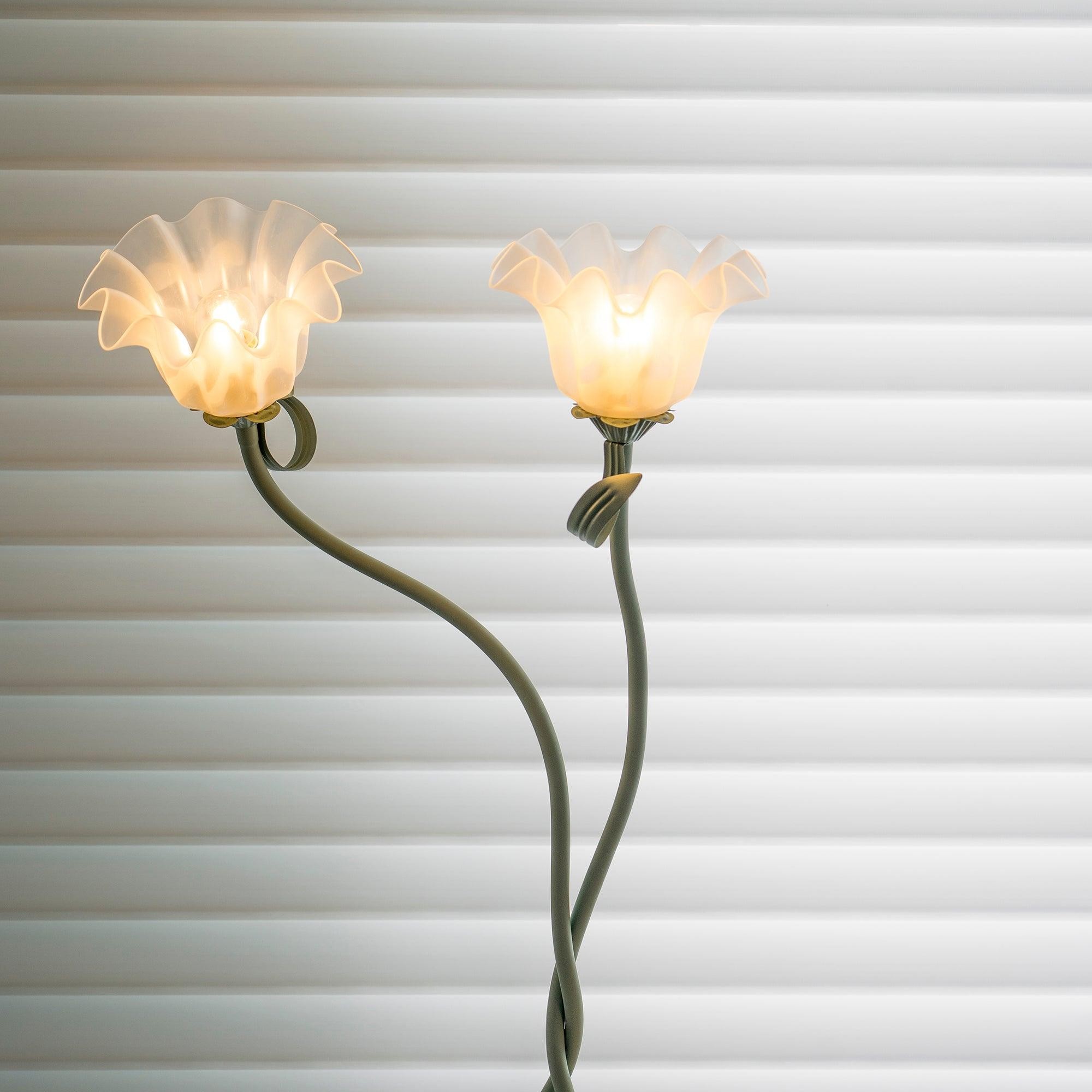 Creatieve multi-kops wikkelbloemvormige vloerlamp HL403