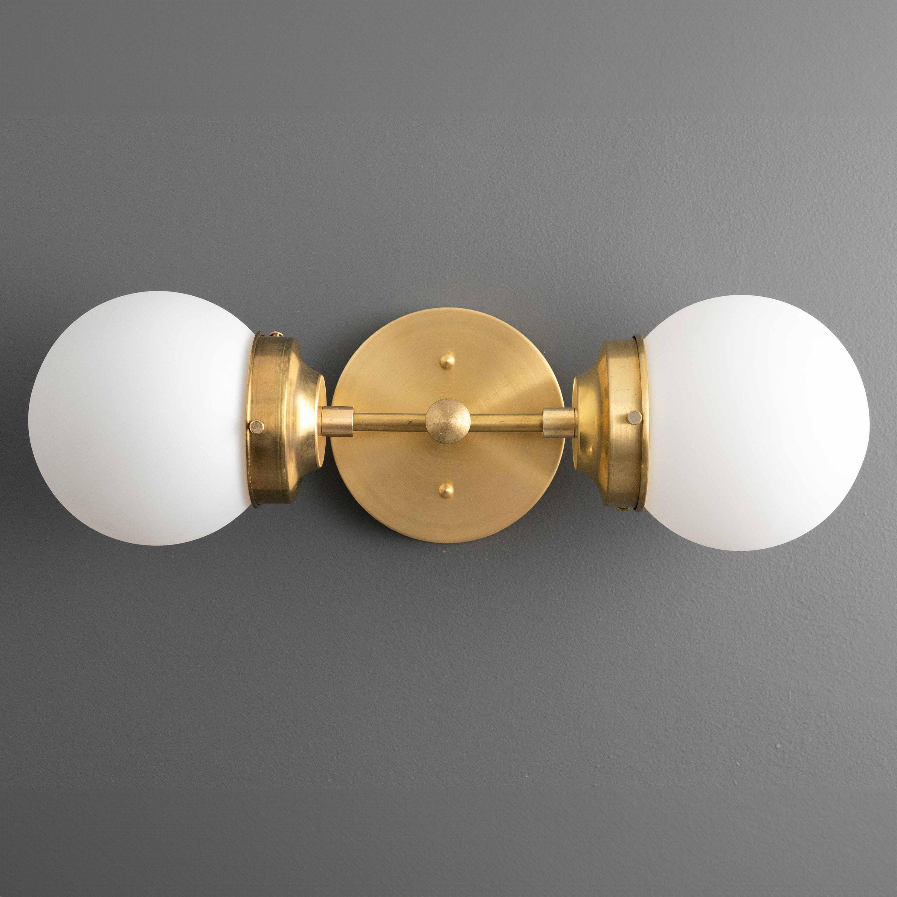 Lumio Globe moderne geometrische wandlamp - badkamermeubelverlichting met twee lampen HL1708