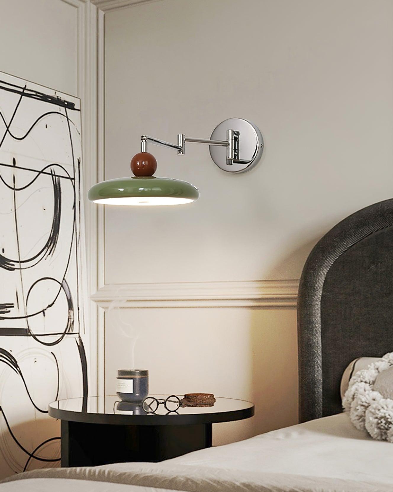 Crèmekleurige verstelbare zwenkarm schijf leeswandlamp HL606