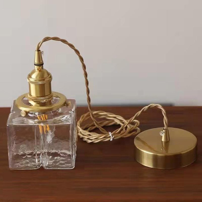 Traditionele vintage vierkante rechthoekige hanglamp met 1 lichtpunt van geribbeld glas en ijzer voor de woonkamer HL1415