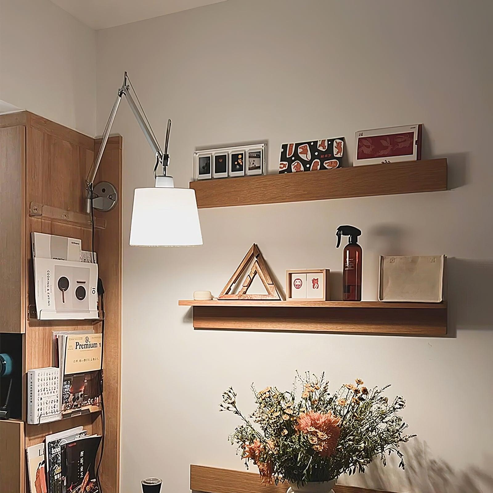Moderne metalen wandlamp met emmerdesign en wip HL1109