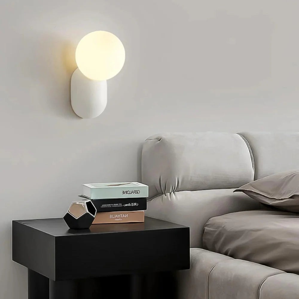 Luma Nordic glazen bolvormige wandlamp HL3337