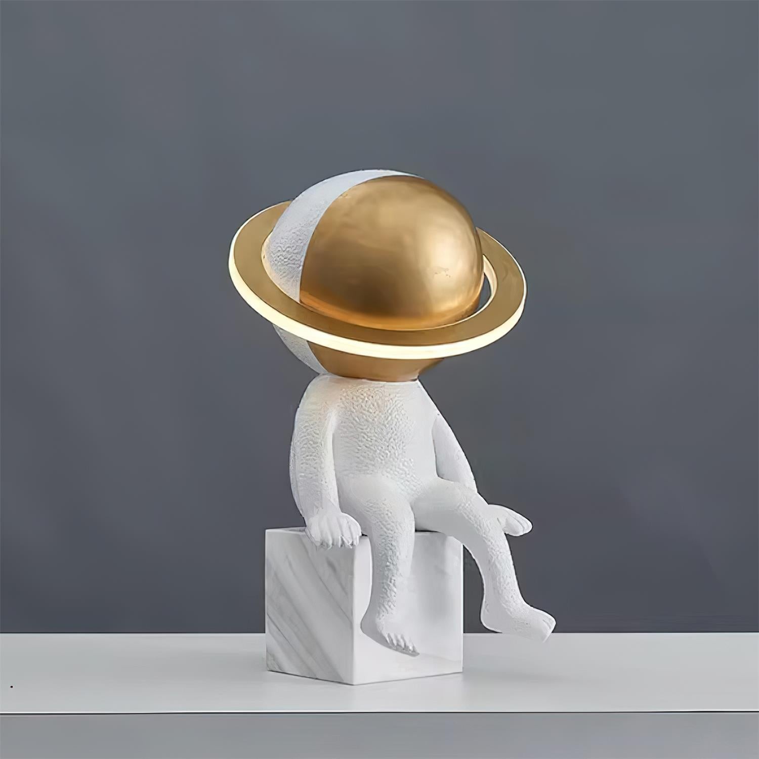 Moderne ruimte-astronaut hars tafellamp HL362