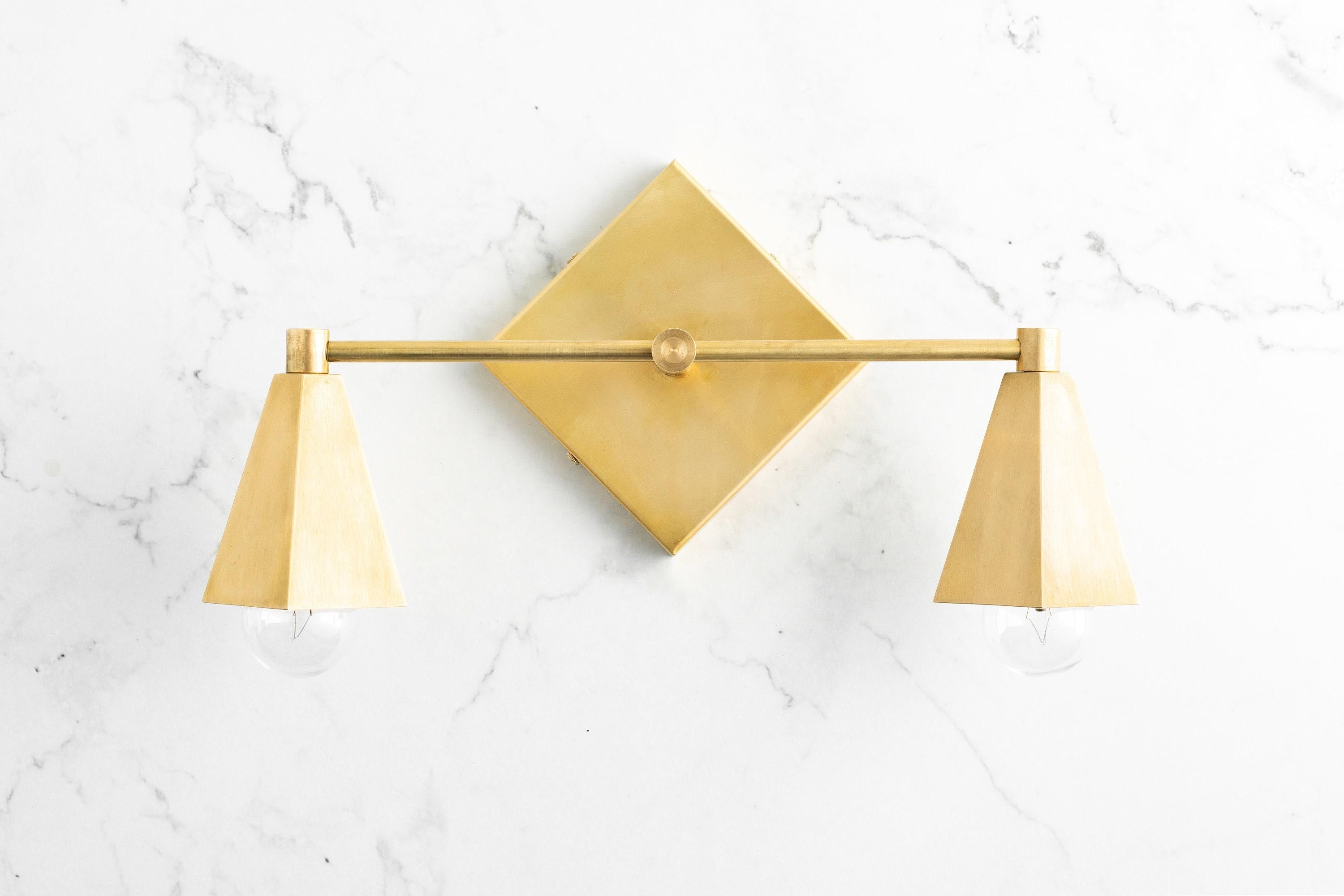 Ornato Luxe Geometrische Badkamerlamp - Massief Messing Art Deco Badkamerverlichting HL1710