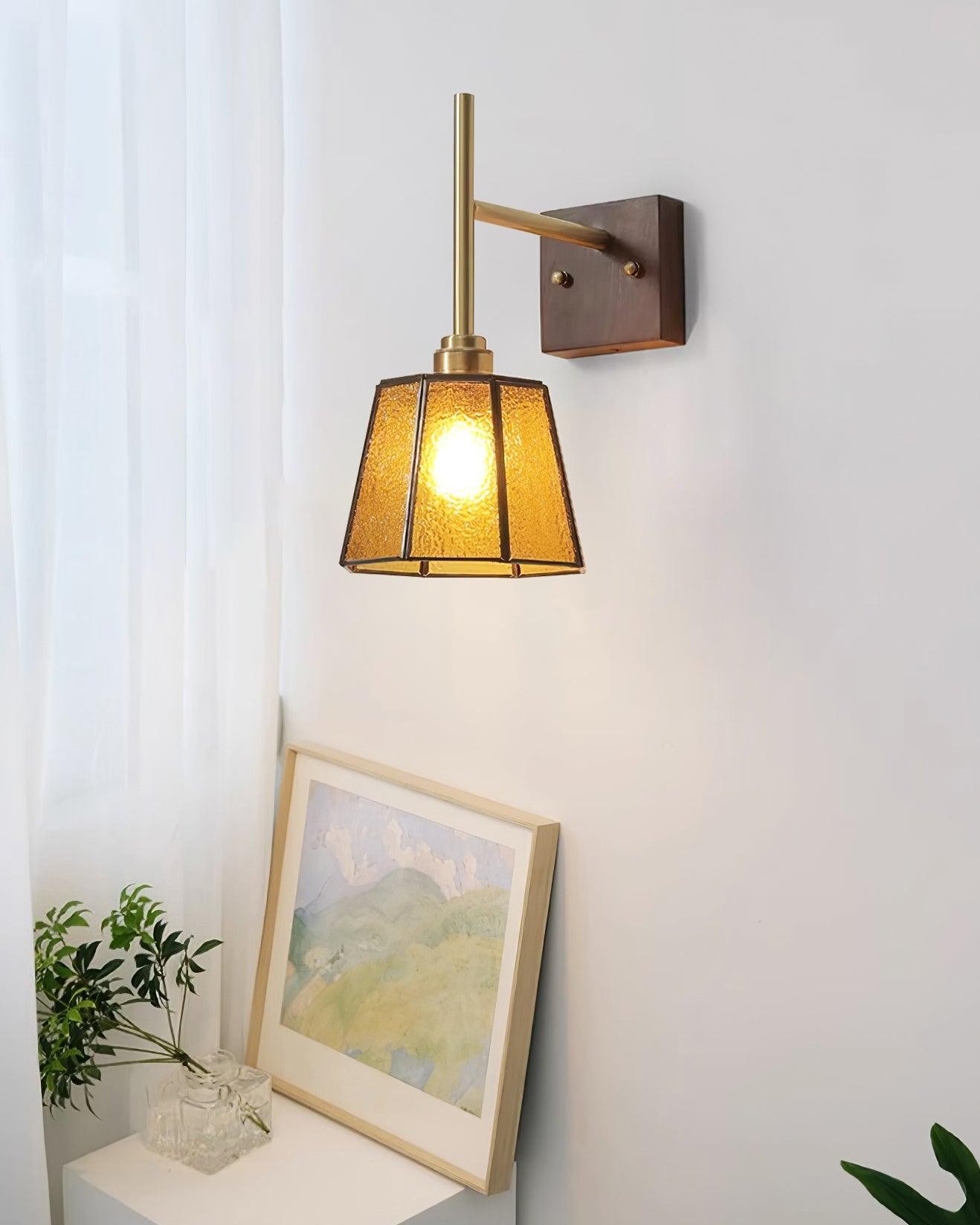 Vintage messing walnoot wandlamp HL843
