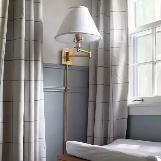 Zwenkarmlamp - Messing verbinding en 360° draaibaar HL1017